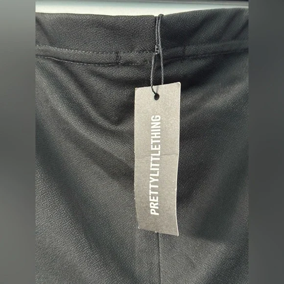 Pretty Little Thing: Plus Black Flare Leg High Waisted Trouser - Picture 8 of 14